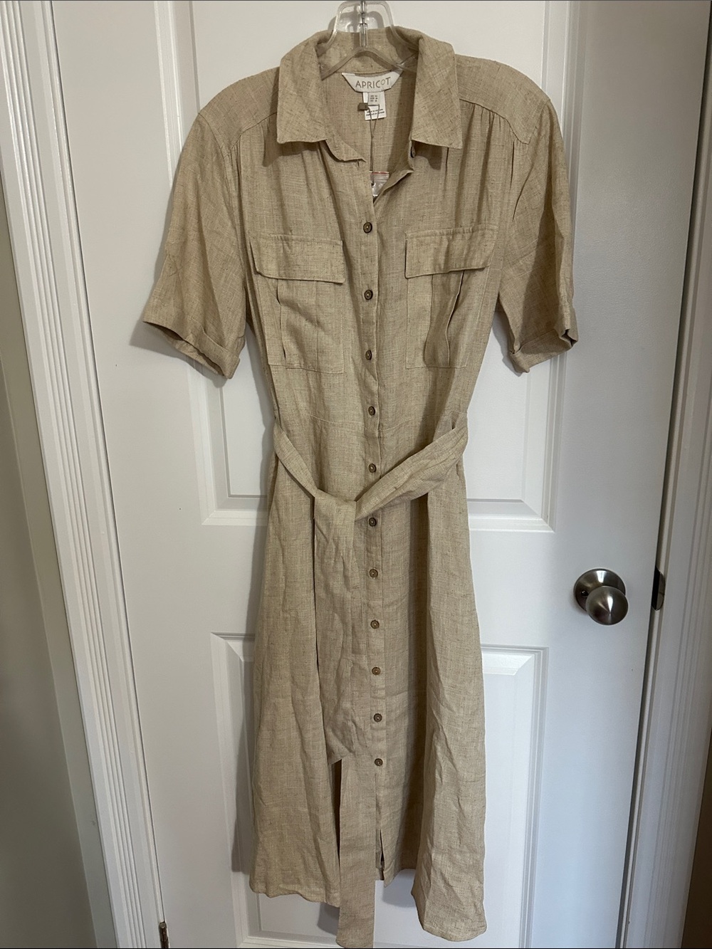 Sz M⭐️NWT APRICOT Stone Linen Blend Button-Front Midi Shirt Dress - Picture 2 of 12
